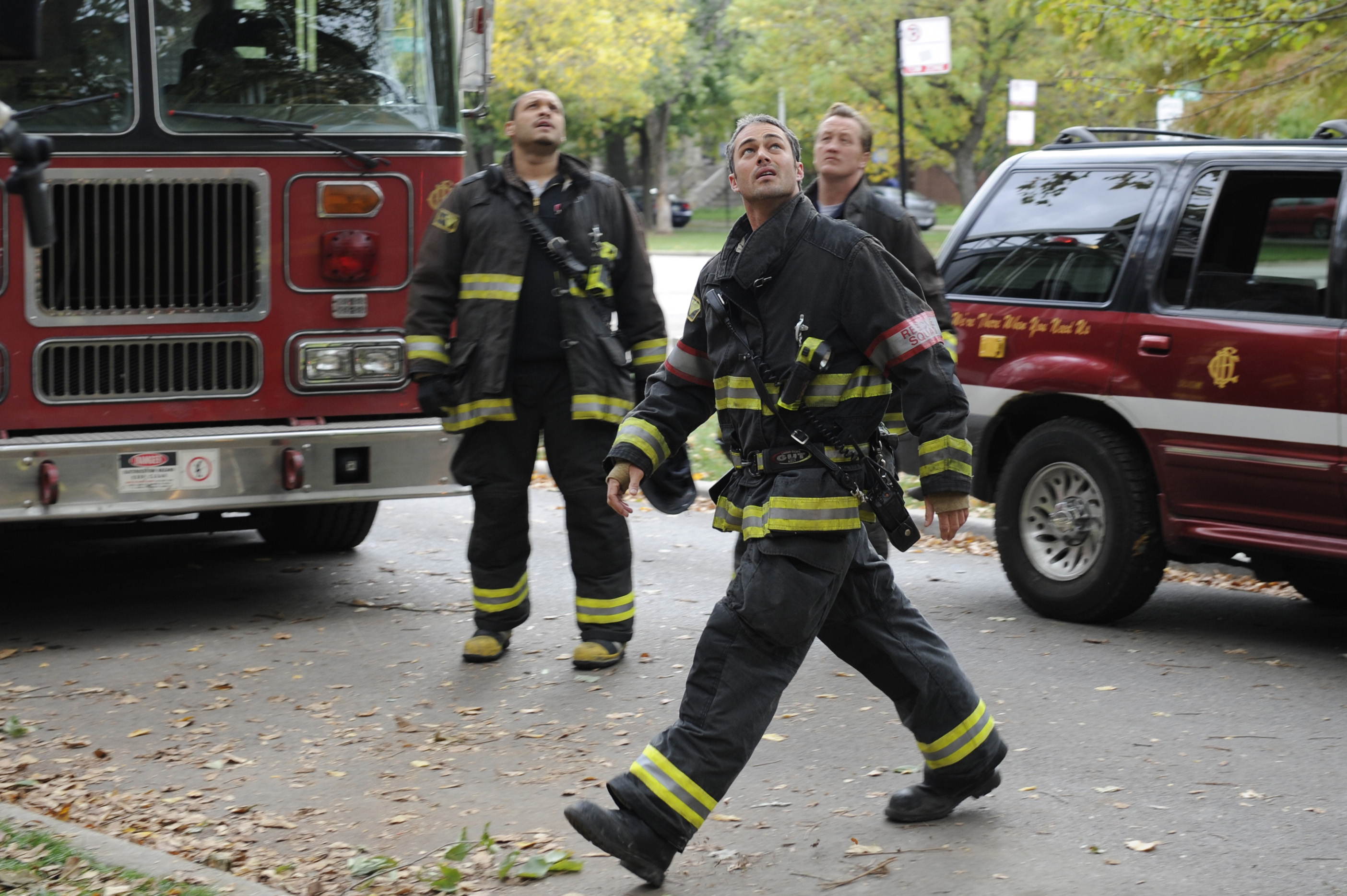 Chicago Fire Leaving The Station Photo 274461